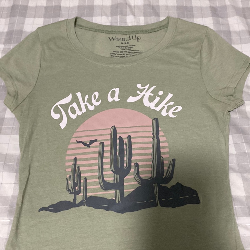 T Shirt- “wound Up” Size S(3-5) - Avocado Green.New w/o tag Excellent Condition!